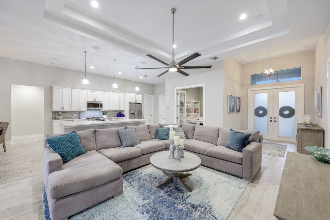 718 NW 36th Ave, Cape Coral, FL 33993