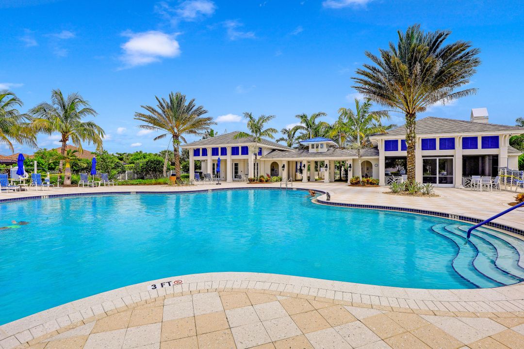 4596 Waterscape Ln, Fort Myers, FL 33966