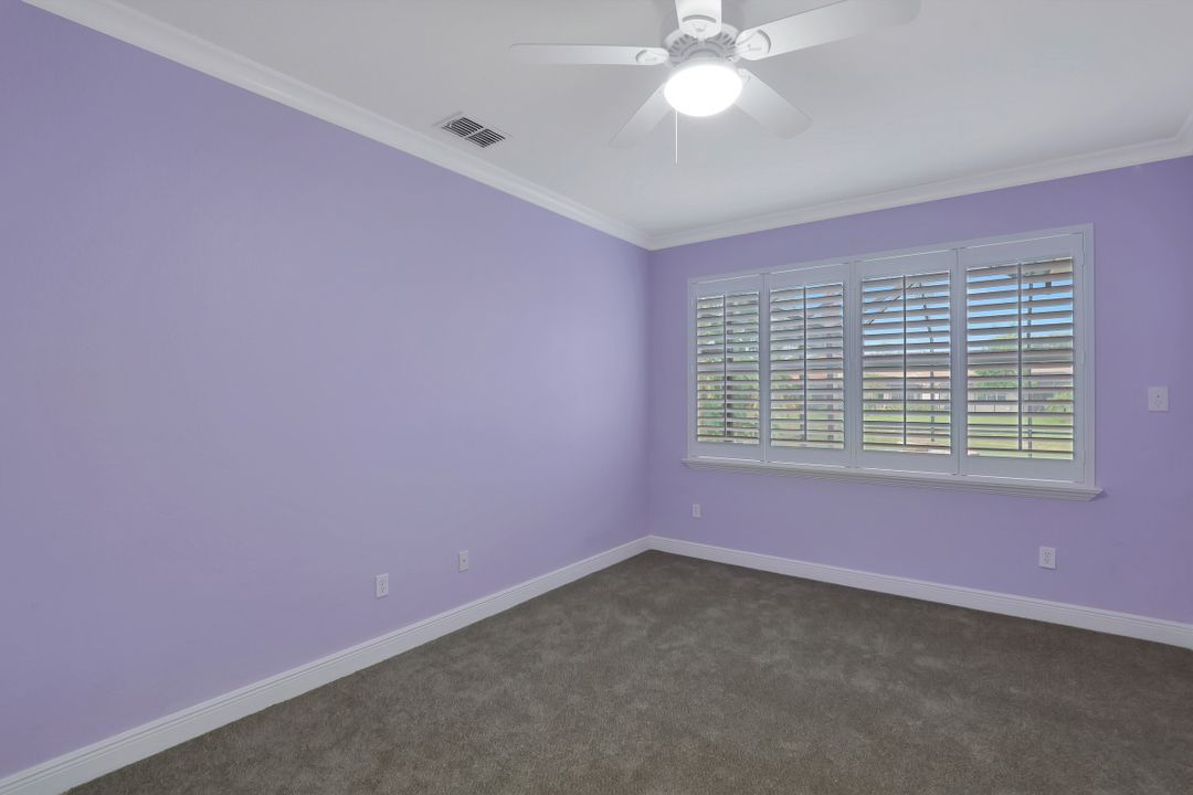 12656 Biscayne Ct, Naples, FL 34105