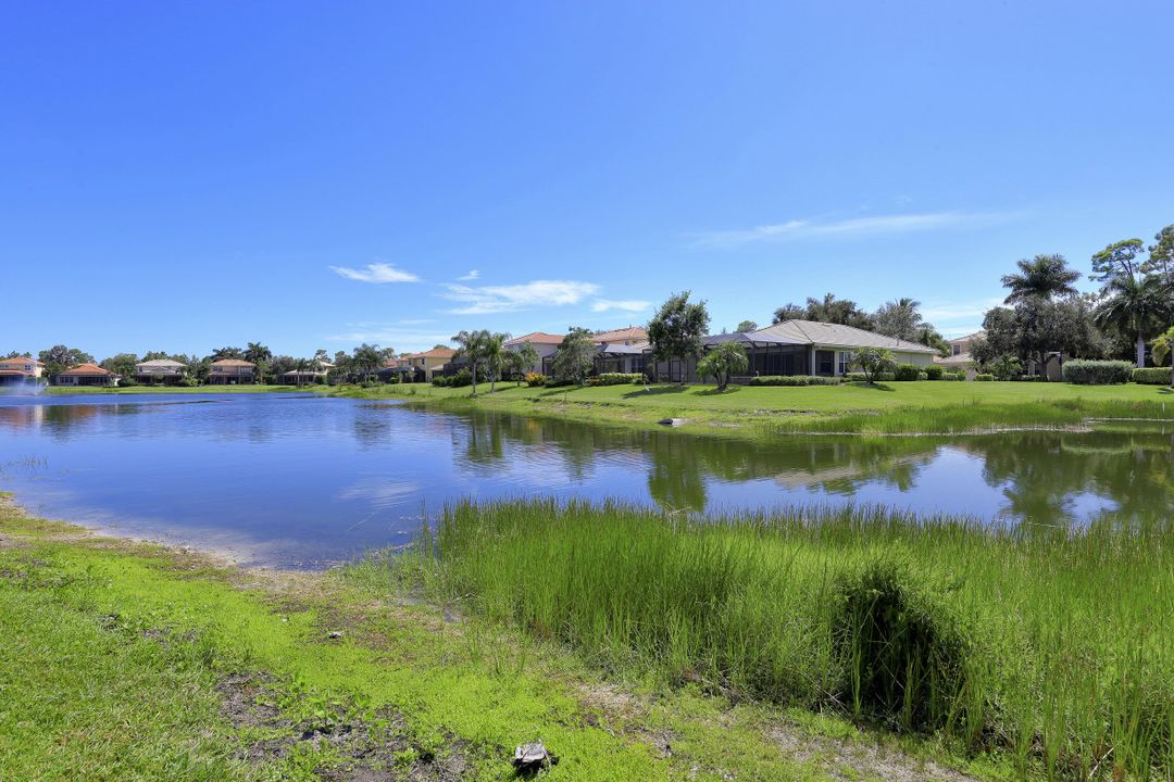 12656 Biscayne Ct, Naples, FL 34105