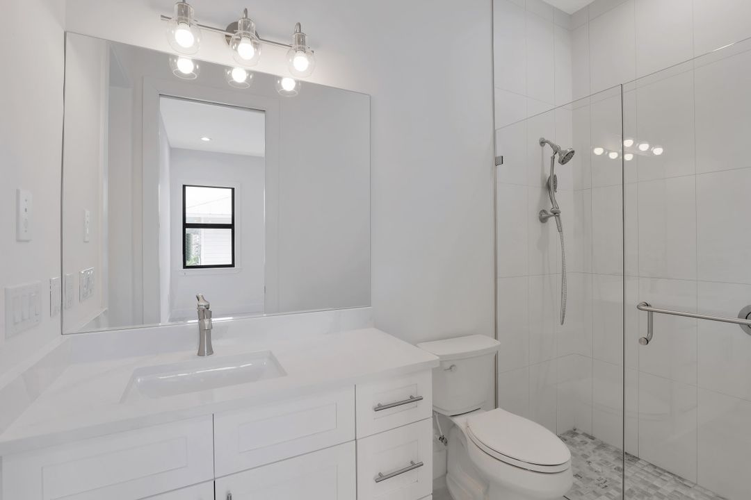 141 W Flamingo Cir, Marco Island, FL 34145