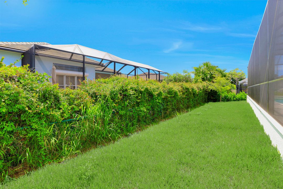 141 W Flamingo Cir, Marco Island, FL 34145