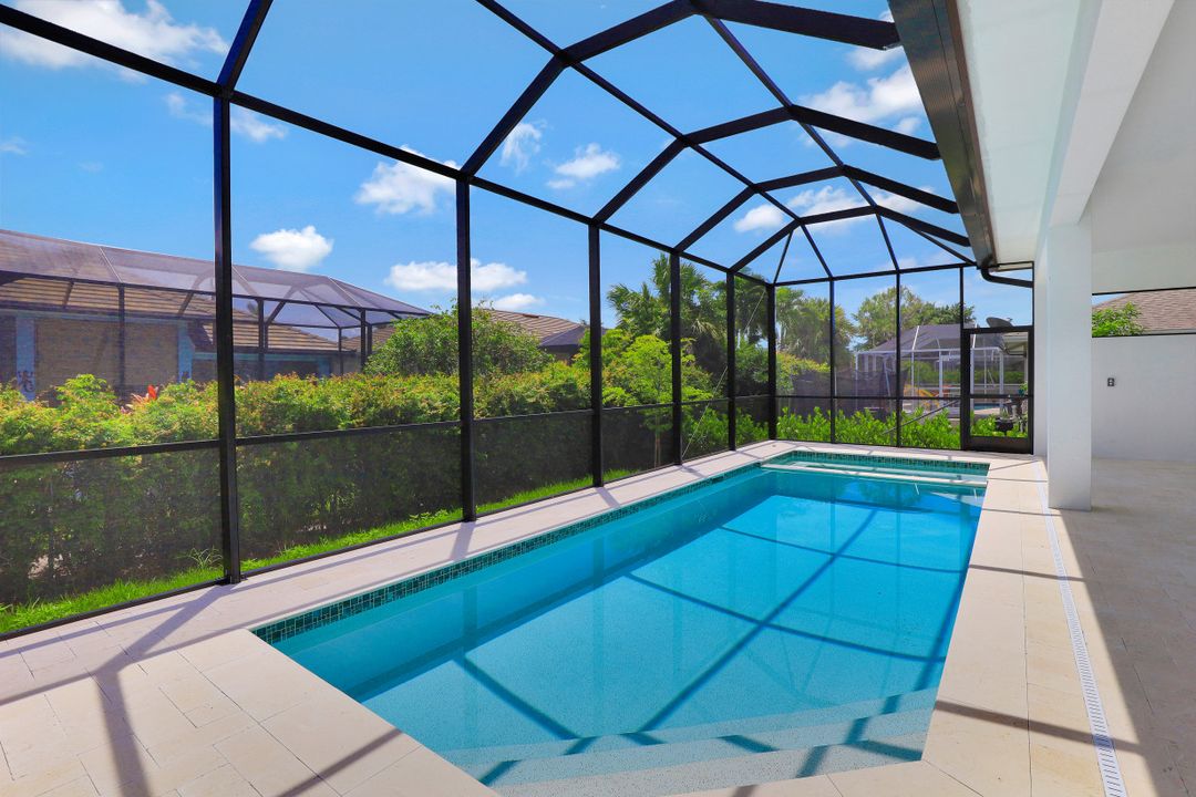 141 W Flamingo Cir, Marco Island, FL 34145