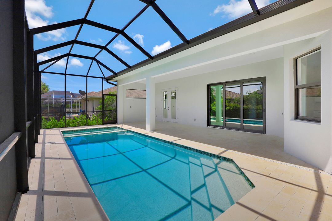 141 W Flamingo Cir, Marco Island, FL 34145