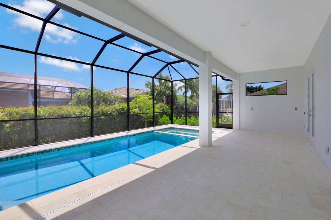 141 W Flamingo Cir, Marco Island, FL 34145