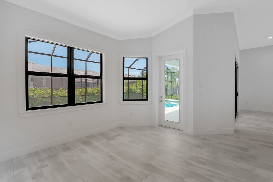 141 W Flamingo Cir, Marco Island, FL 34145