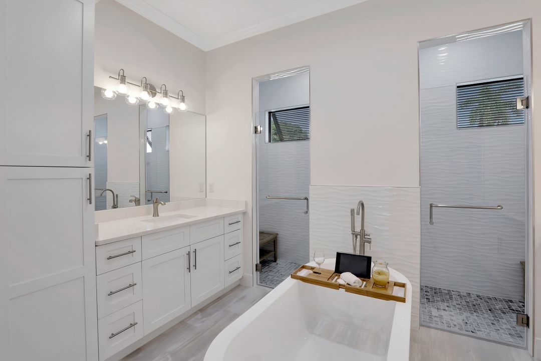 141 W Flamingo Cir, Marco Island, FL 34145