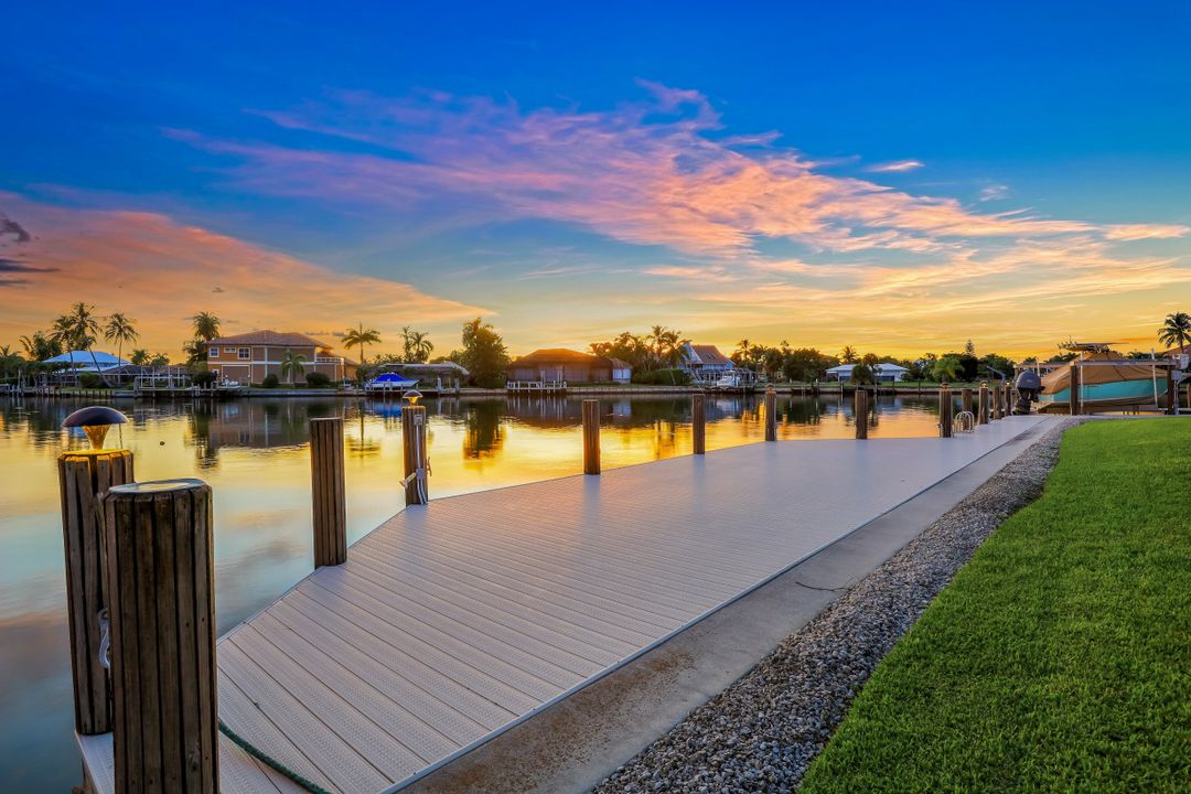 1404 Butterfield Ct, Marco Island, FL 34145