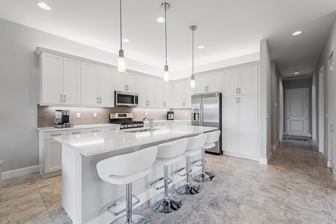 28584 Lobos Cir, Bonita Springs, FL 34135