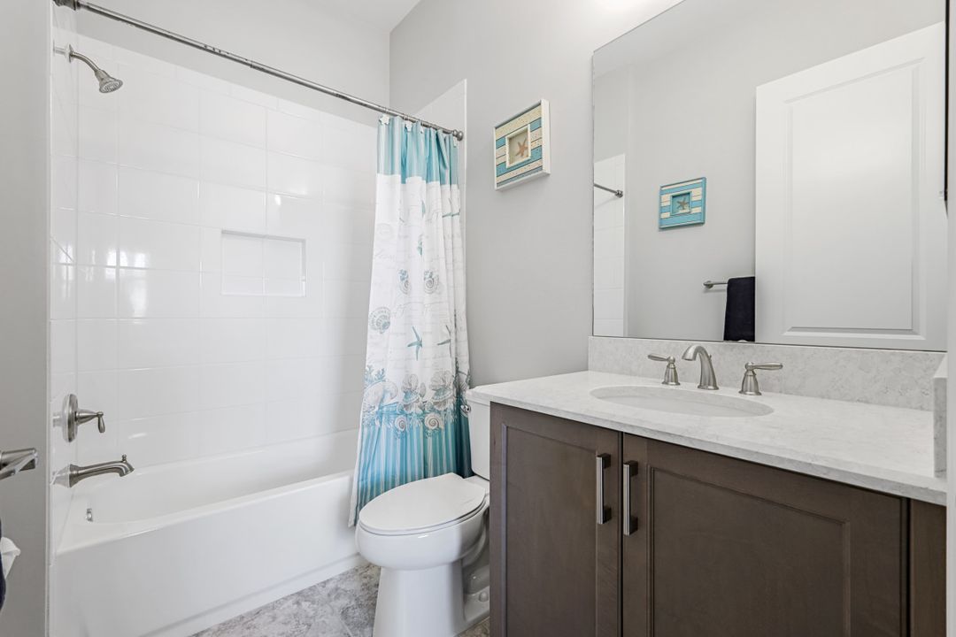 28584 Lobos Cir, Bonita Springs, FL 34135