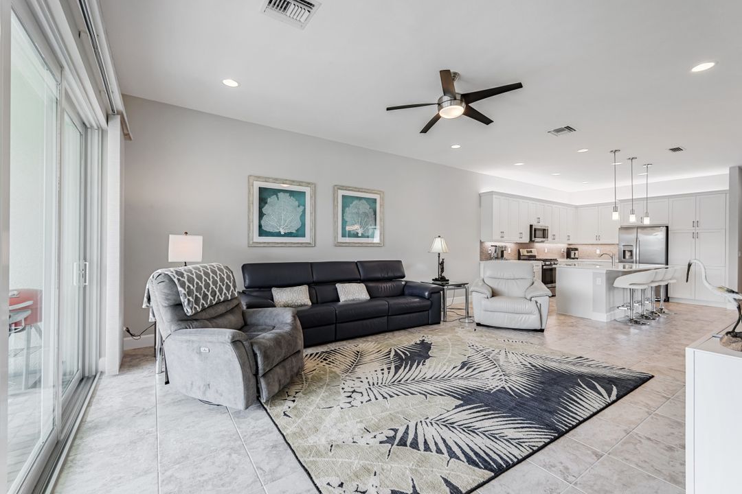 28584 Lobos Cir, Bonita Springs, FL 34135