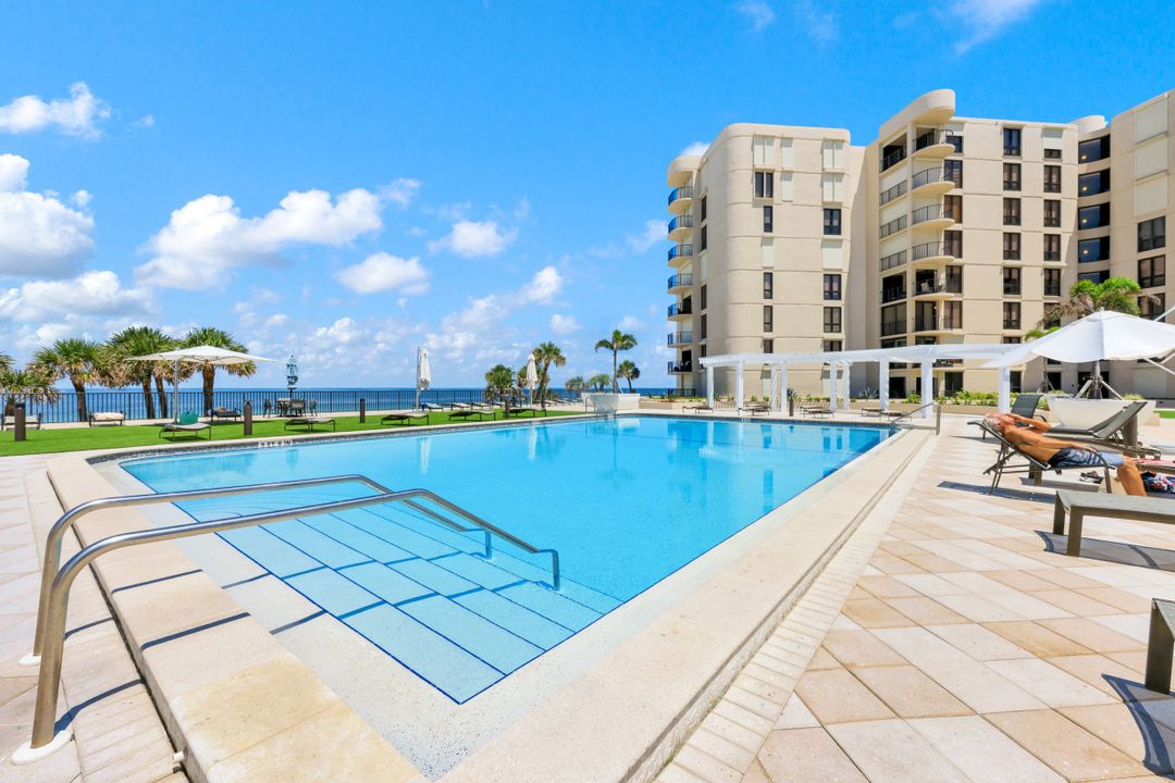 3115 Gulf Shore Blvd N #205-S, Naples, FL 34103