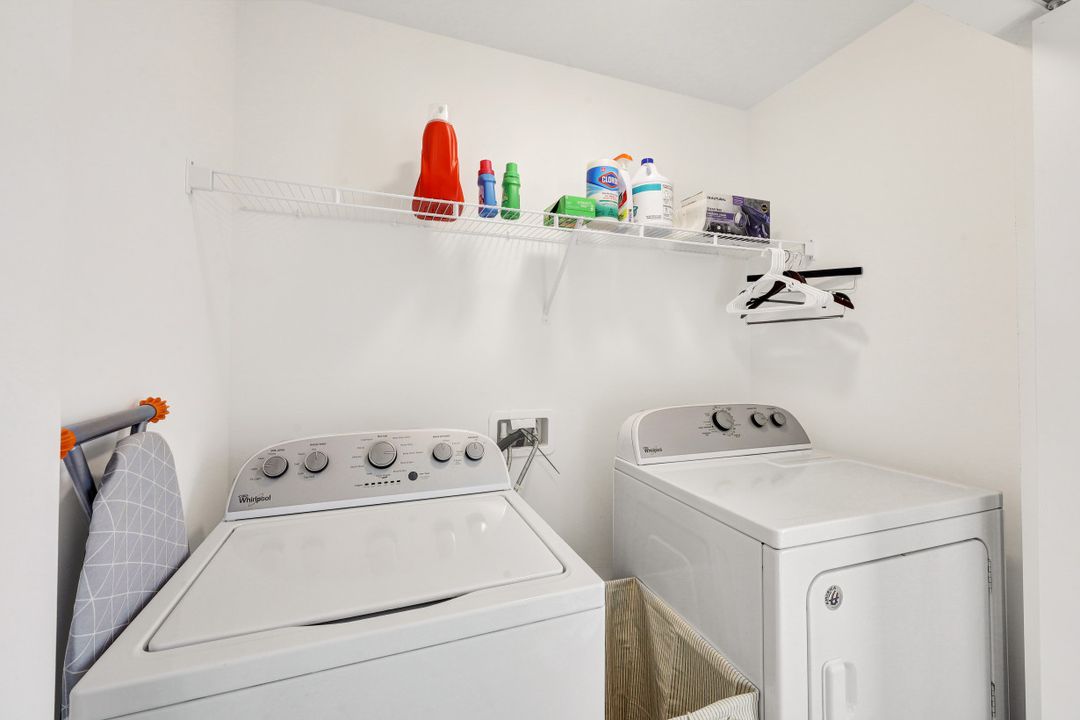 1727 Danford St, Naples, FL 34112