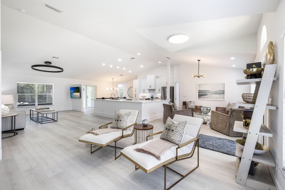 2171 21st St SW, Naples, FL 34117