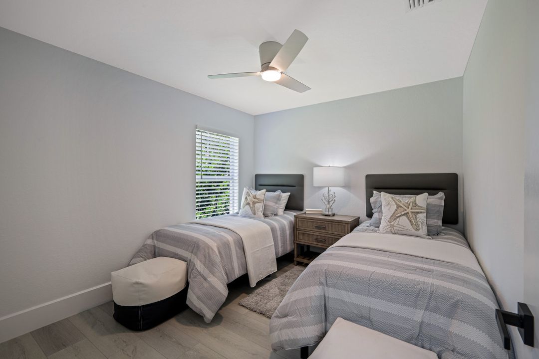 2171 21st St SW, Naples, FL 34117
