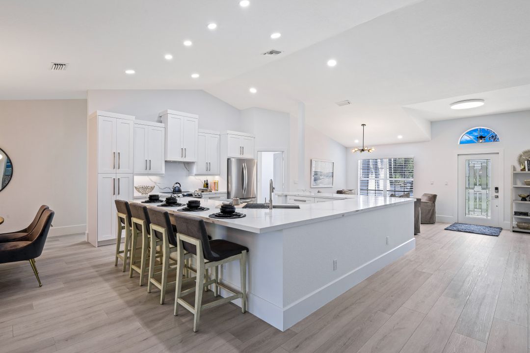 2171 21st St SW, Naples, FL 34117