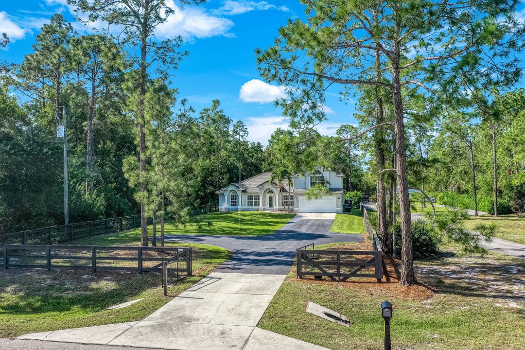 2171 21st St SW, Naples, FL 34117
