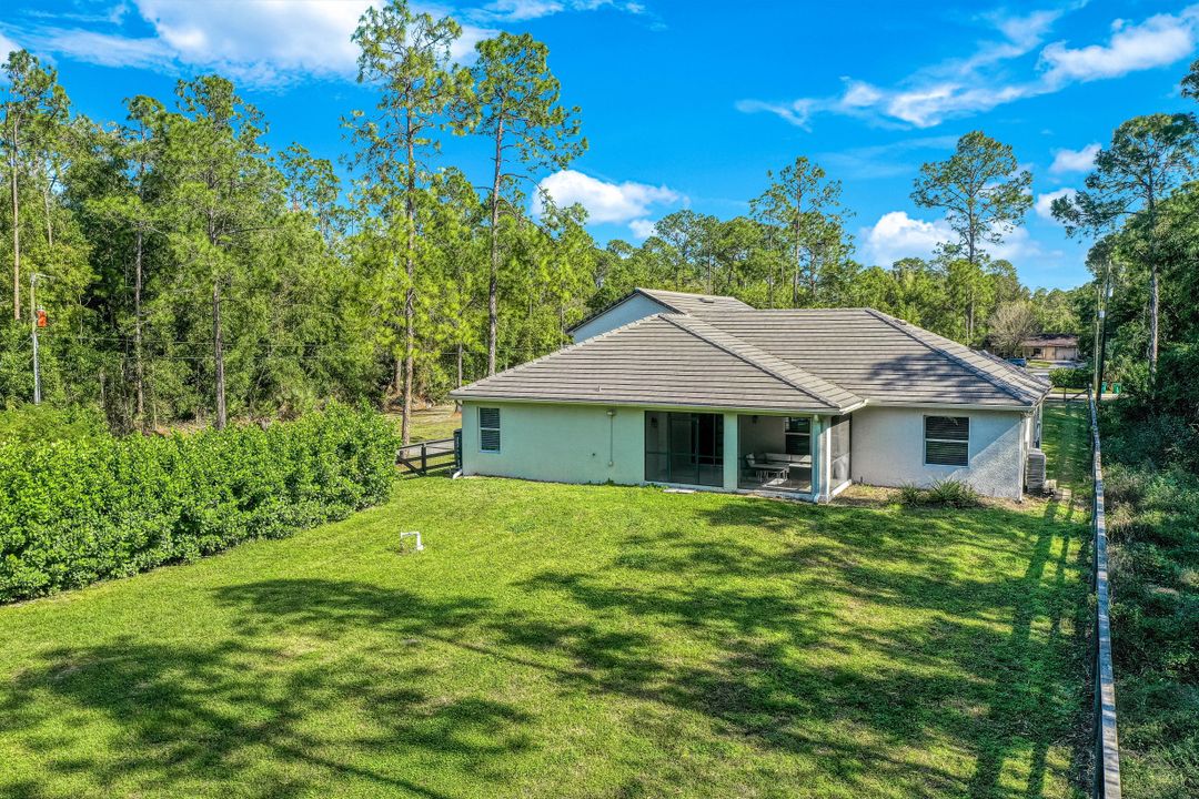 2171 21st St SW, Naples, FL 34117