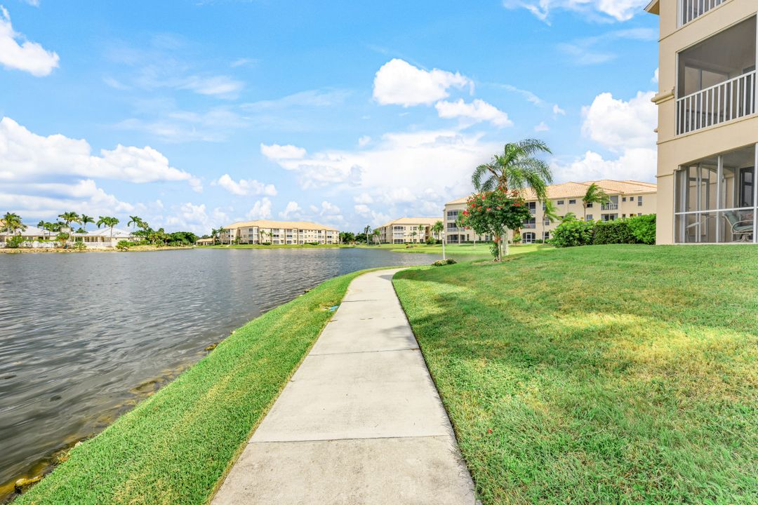 9131 Southmont Cove #405, Fort Myers, FL 33908