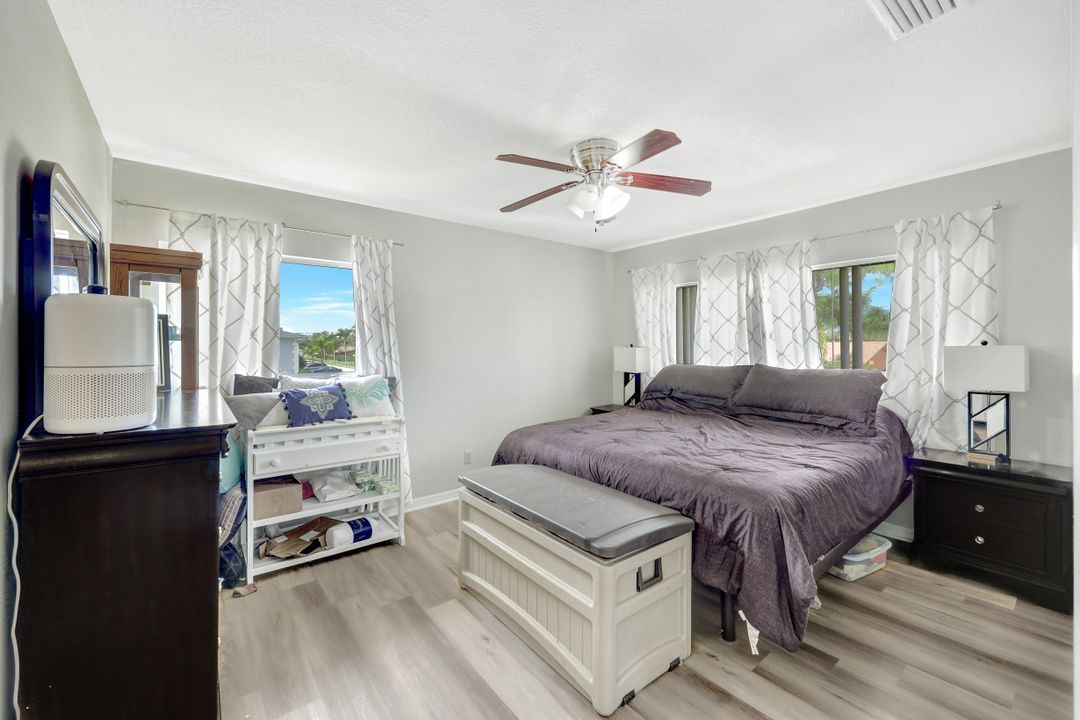 5712 Foxlake Dr APT 8 #8, North Fort Myers, FL 33917