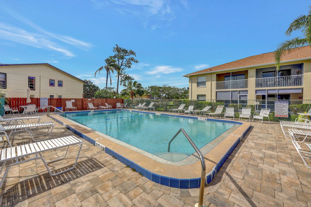 5712 Foxlake Dr APT 8 #8, North Fort Myers, FL 33917
