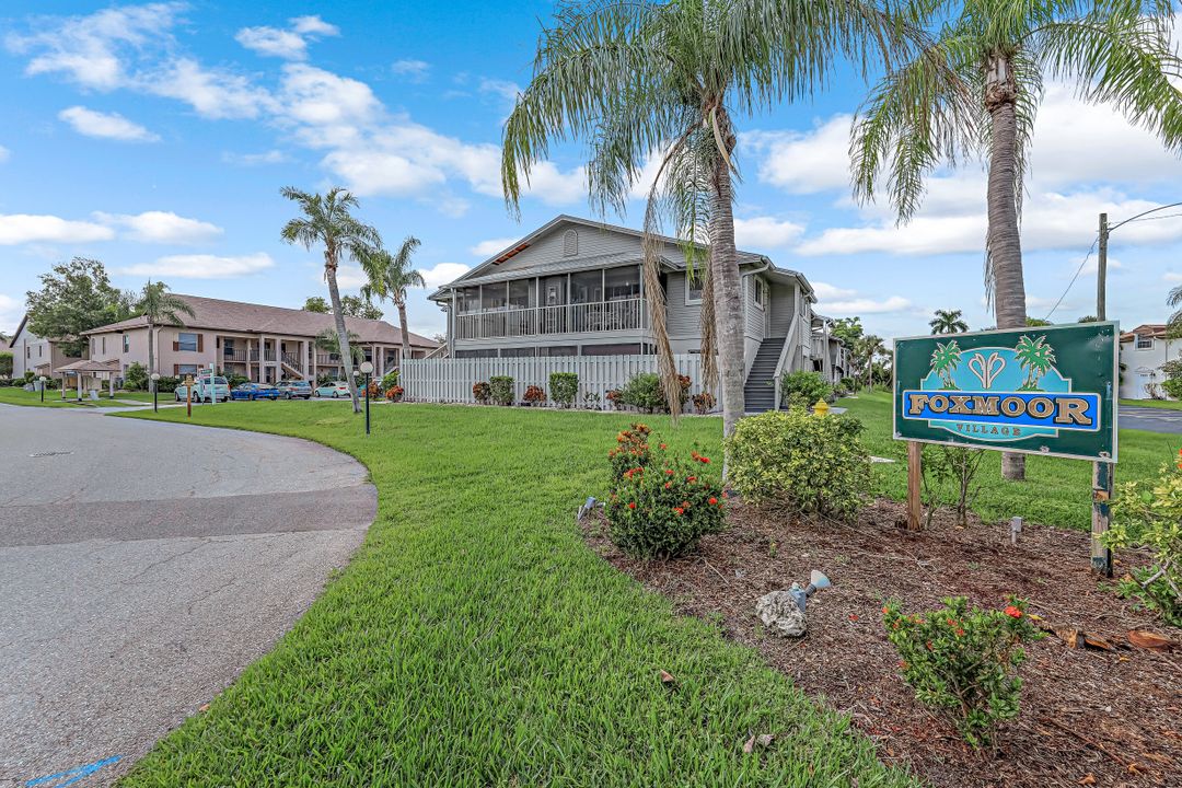 5712 Foxlake Dr APT 8 #8, North Fort Myers, FL 33917