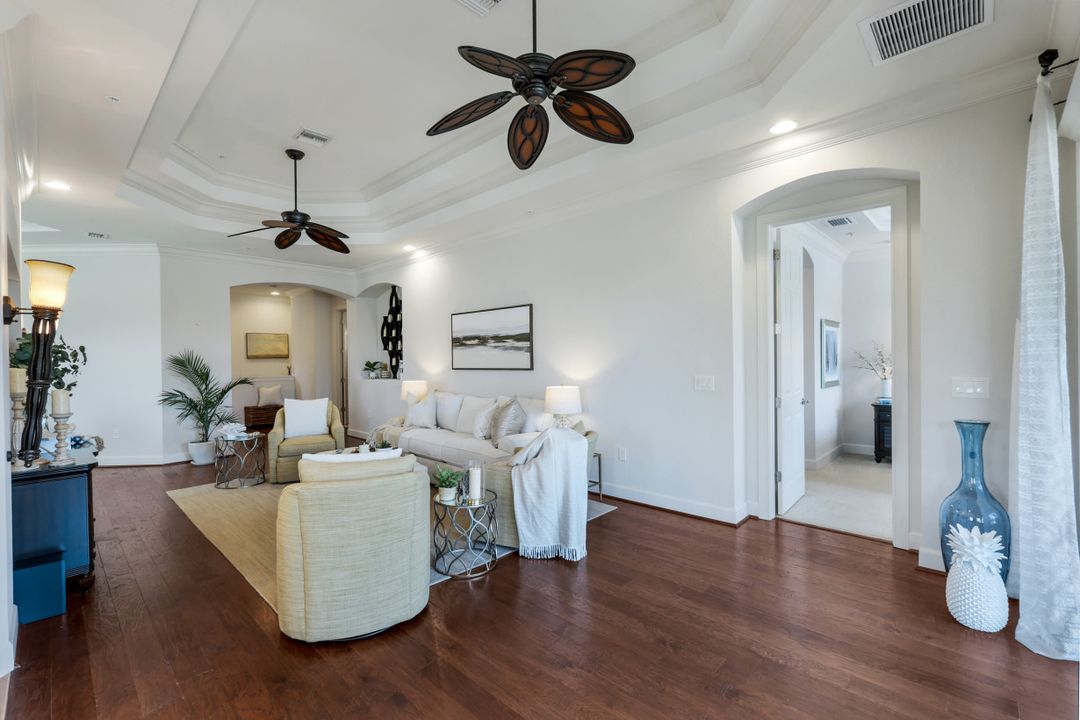 9557 Ironstone Terrace #202, Naples, FL 34120