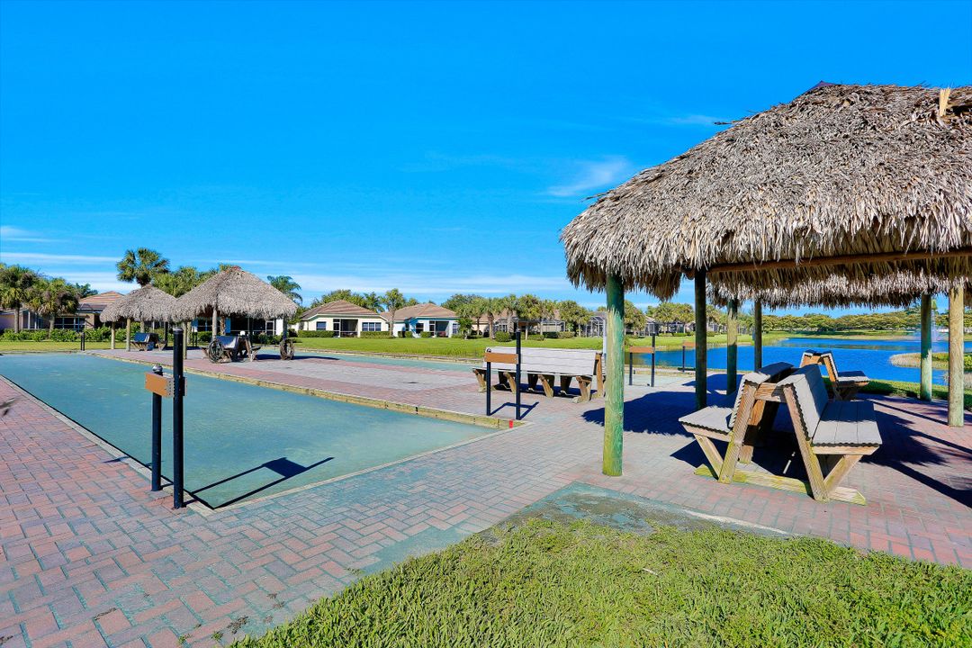 2648 Bellingham Ct, Cape Coral, FL 33991