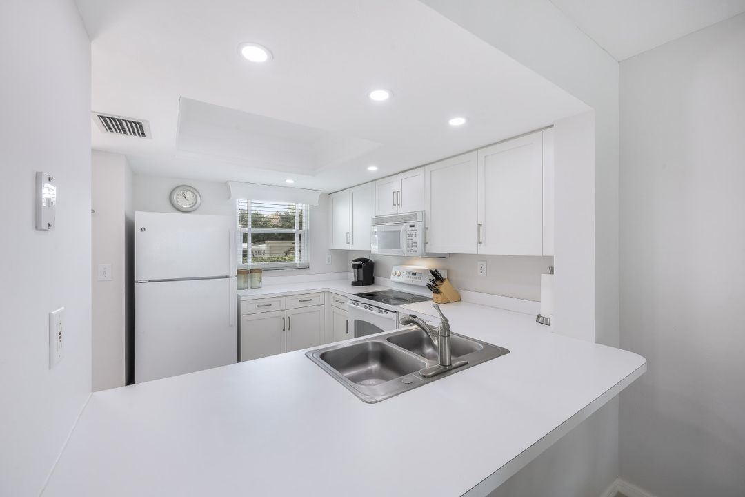 801 S Collier Blvd #N-102, Marco Island, FL 34145