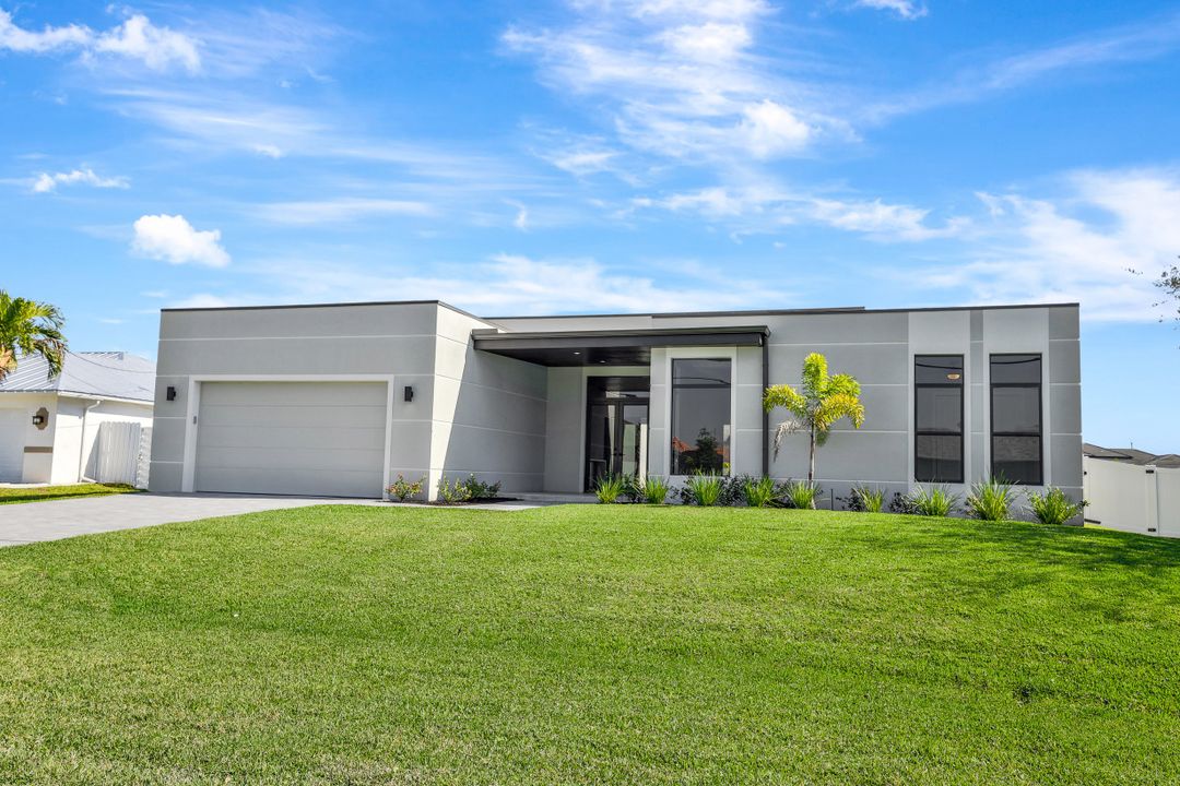 121 NW 36th Ave, Cape Coral, FL 33993