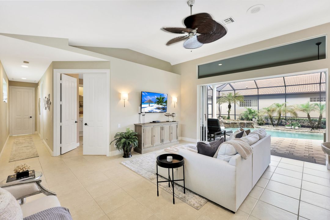 3093 Terramar Dr, Naples, FL 34119