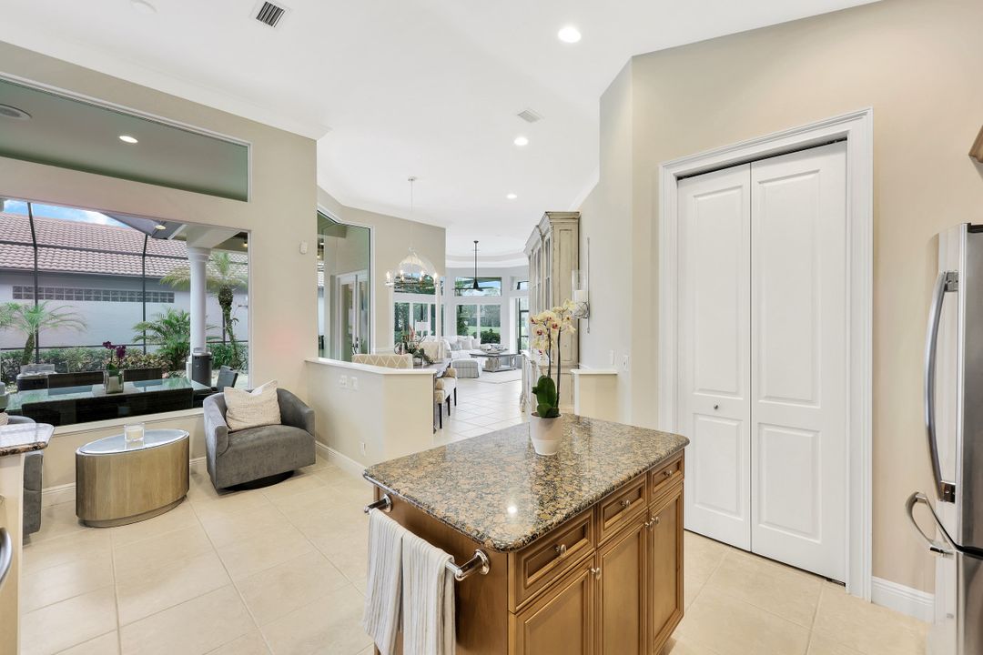 3093 Terramar Dr, Naples, FL 34119