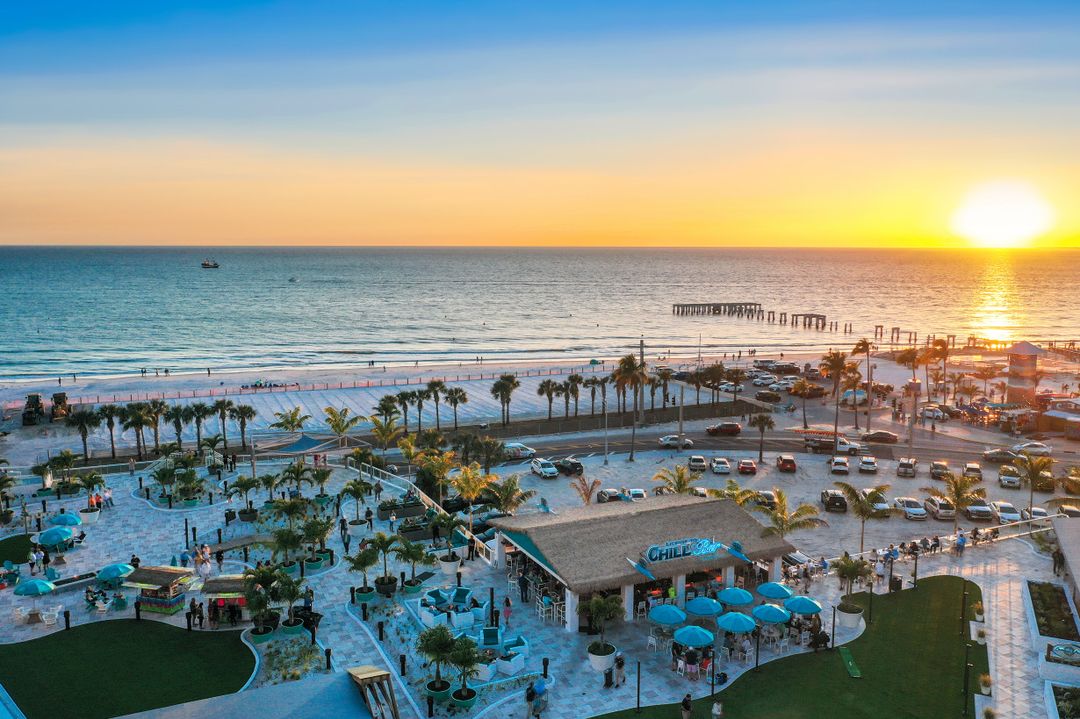 251 Crescent St, Fort Myers Beach, FL 33931