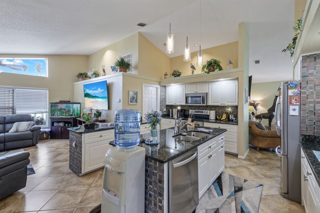 12030 Wedge Dr, Fort Myers, FL 33913