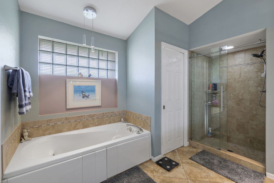 12030 Wedge Dr, Fort Myers, FL 33913