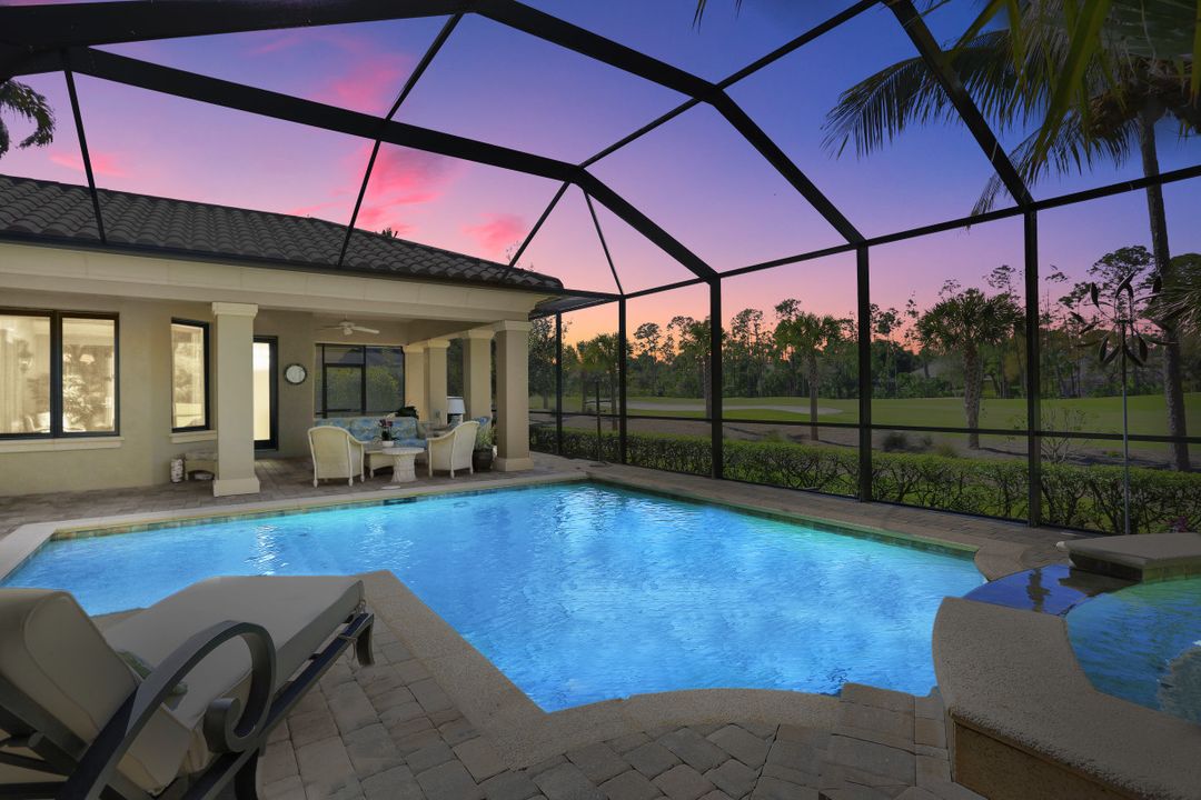 2911 Tiburon Blvd E, Naples, FL 34109