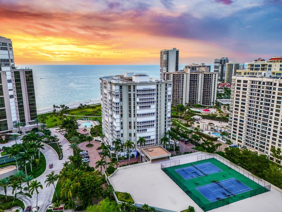 4401 Gulf Shore Blvd N, Naples, FL 34103