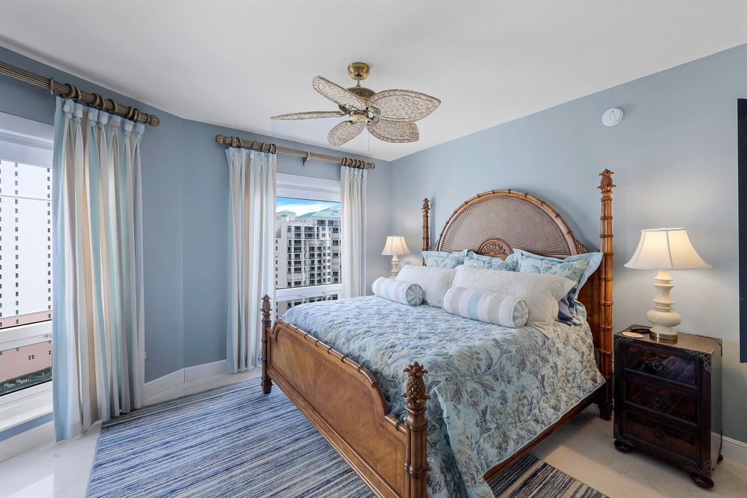 970 Cape Marco Dr #1708, Marco Island, FL 34145