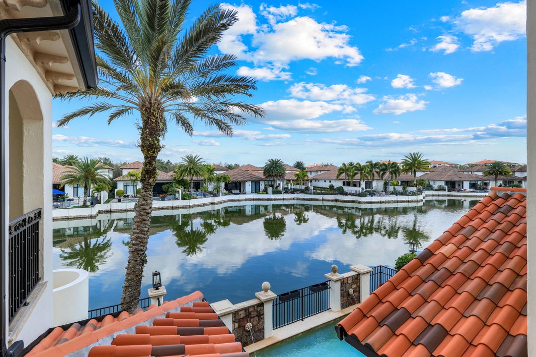 16649 Toscana Cir #805, Naples, FL 34110