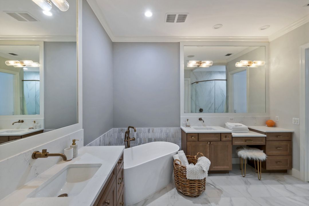 16649 Toscana Cir #805, Naples, FL 34110