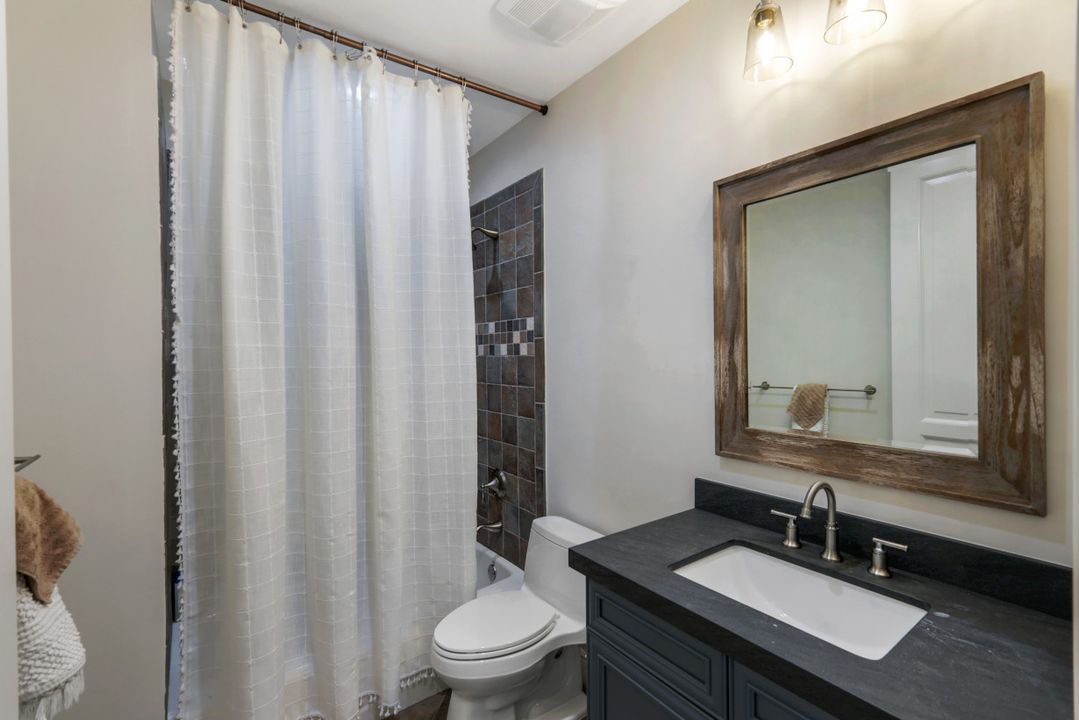 16649 Toscana Cir #805, Naples, FL 34110