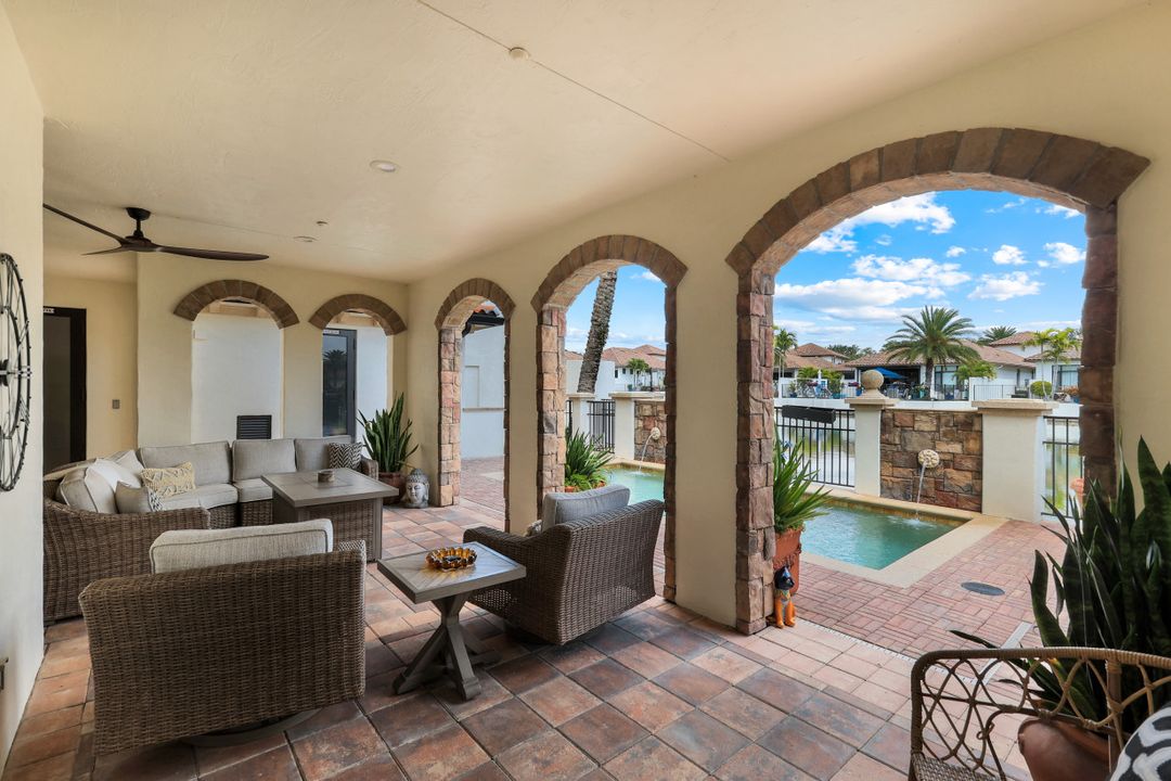 16649 Toscana Cir #805, Naples, FL 34110