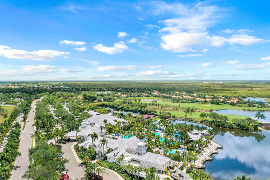 3093 Aviamar Cir #104, Naples, FL 34114