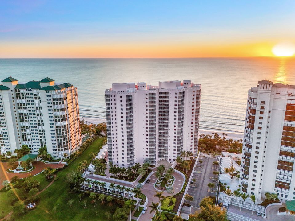 8231 Bay Colony Dr #1701, Naples, FL 34108