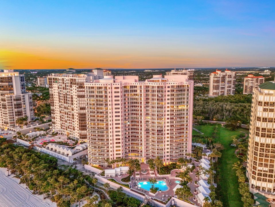 8231 Bay Colony Dr #1701, Naples, FL 34108
