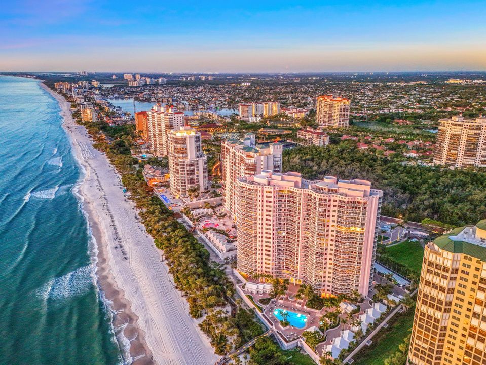 8231 Bay Colony Dr #1701, Naples, FL 34108