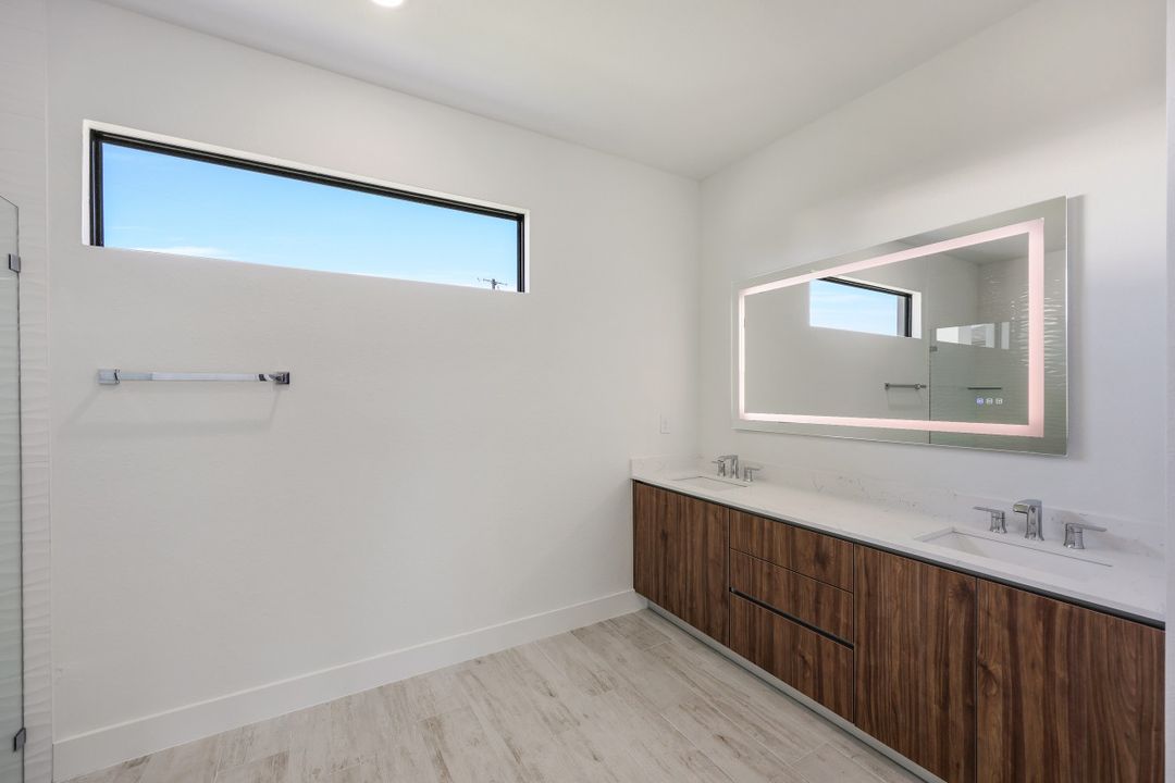 15701 Lakeland Cir, Port Charlotte, FL 33981