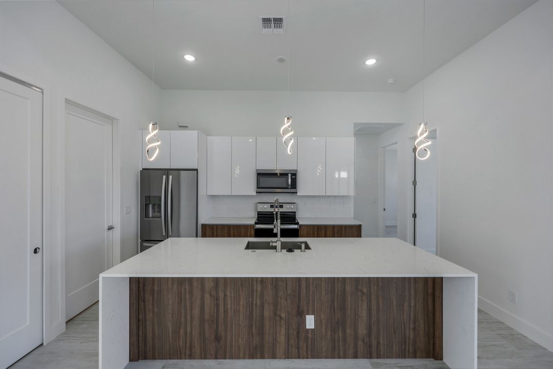 15701 Lakeland Cir, Port Charlotte, FL 33981