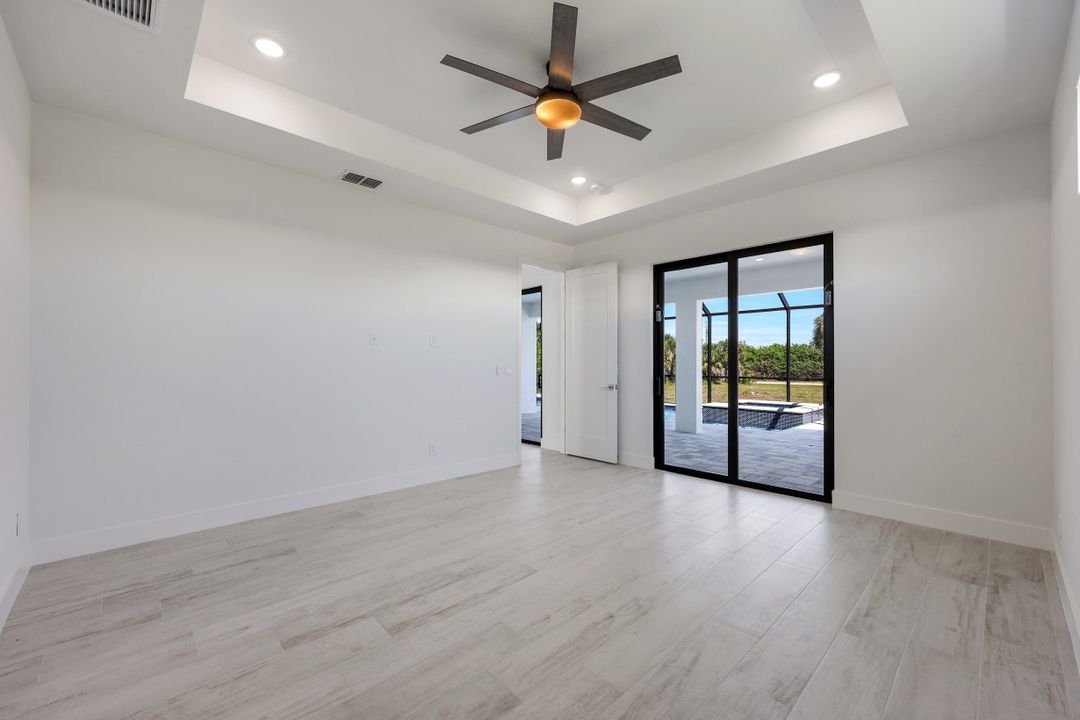 15701 Lakeland Cir, Port Charlotte, FL 33981