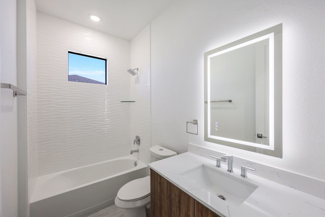 15701 Lakeland Cir, Port Charlotte, FL 33981